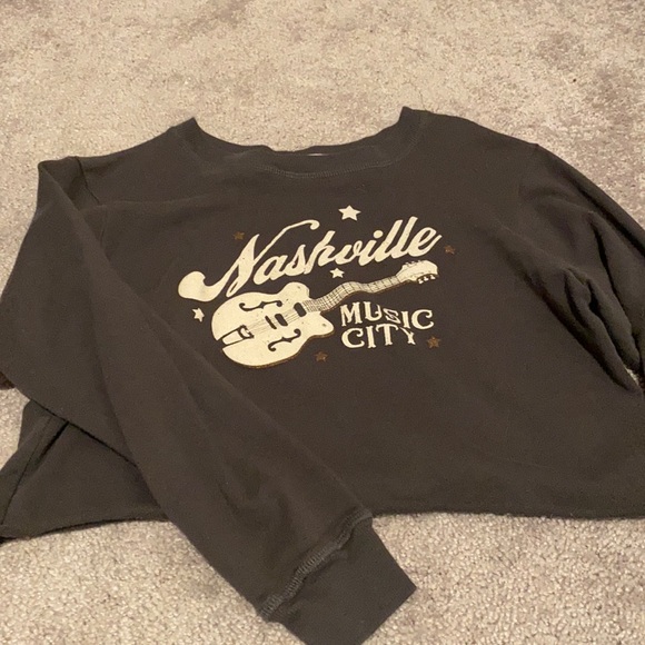 Altar'd State Tops - Alter’d State Nashville Crop Top